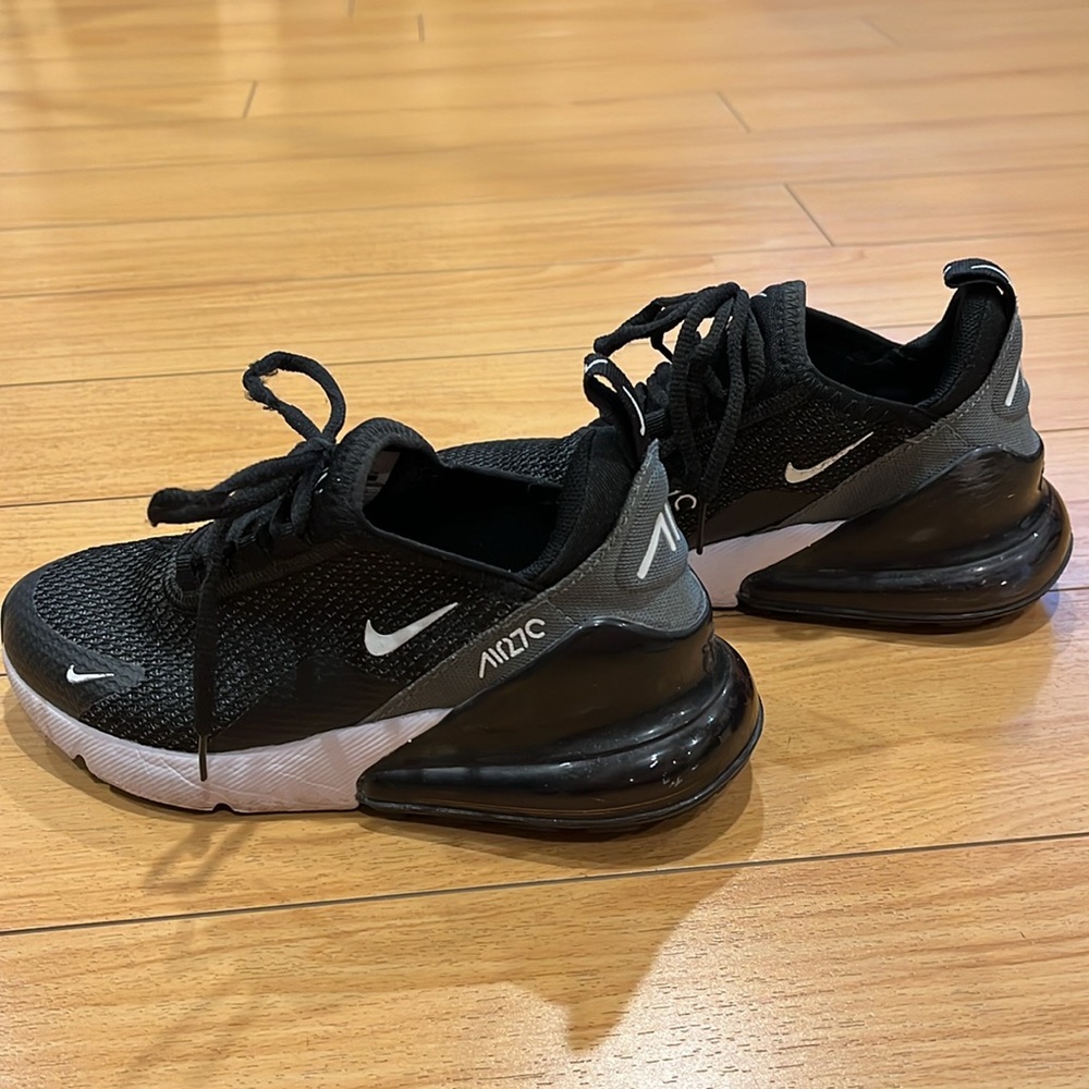 Nike sneakers - Picture 4 of 10